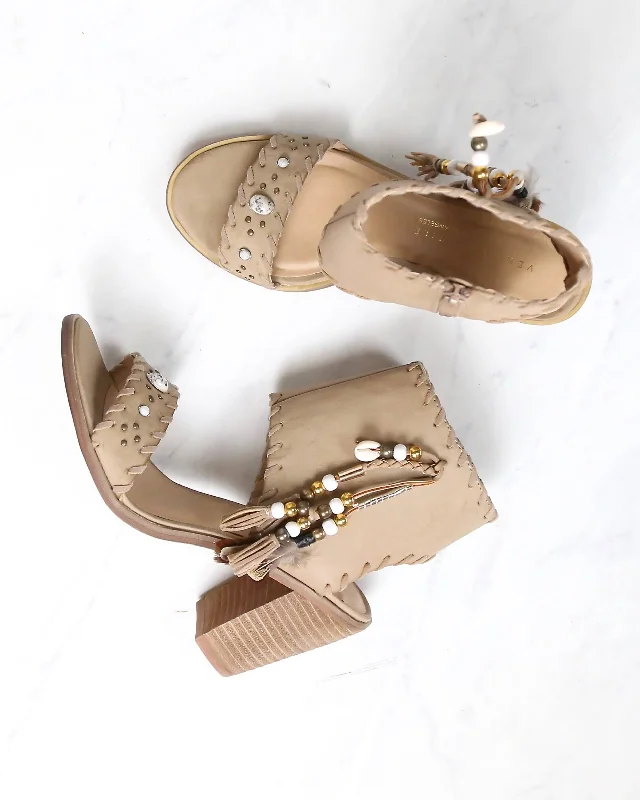 Very Volatile - Boho Shell Leather Sandals in Taupe