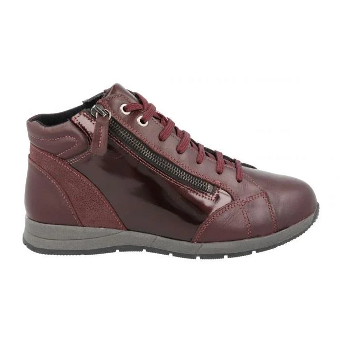 Burgundy Leather / Patent