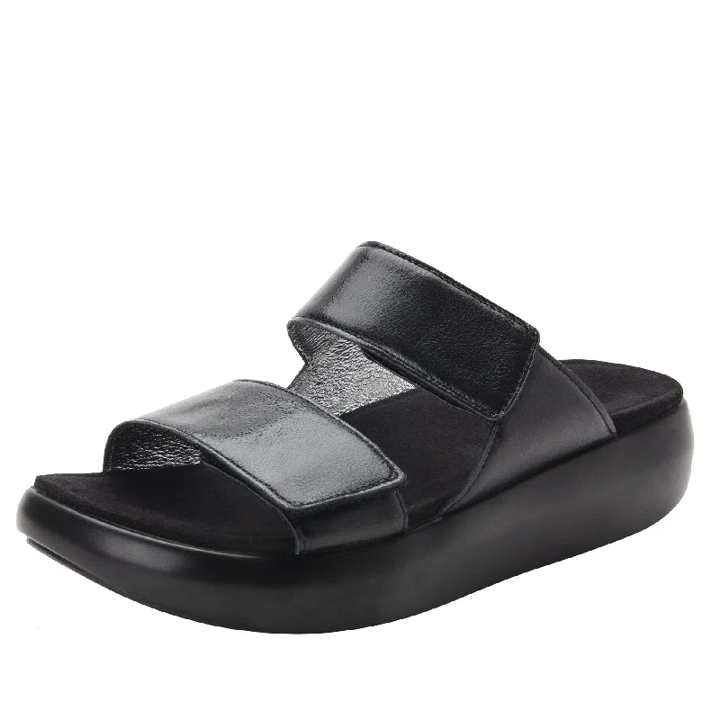 Bryce Black Sandal