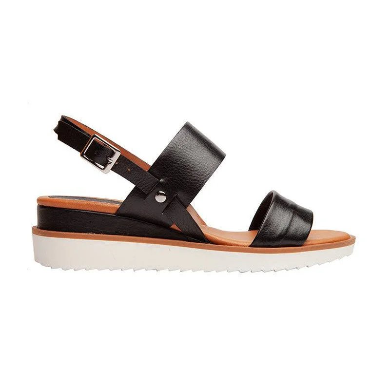 Regarde Le Ciel Peggy 01 Ladies Black Leather Buckle Fastening Sandals