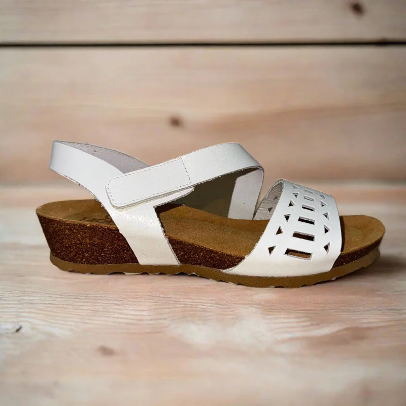 Yokono Monaco 142 Ladies White Leather Sandals