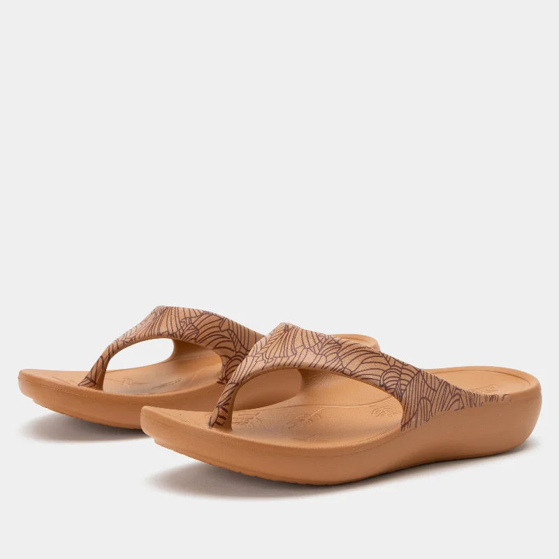 Ode Tobacco Leaf Sandal